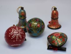 A quantity of assorted as new Dalit hand crafted papier-mache' decorations (Approximately 30