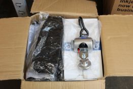 Three boxed Q'Straint QRT Deluxe Kits (Q-8104-SC).