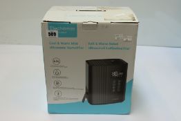 A boxed as new Elechomes SH8830 cool and warm ultrasonic humidifier in Black.