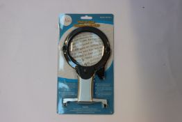 Thirty boxed as new Neez neck and desk magnifiers with LED.