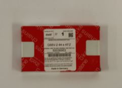 Fifty boxed as new Jaguar Iwis upper engine oil pump chains 50036953.