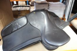 A pre-owned Black Country Saddles - Optima black leather saddle (17.5, Spring Tree).
