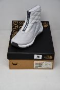A pair of women's as new The North Face Thermoball Progressive zip boots (UK 4).