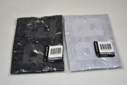 Fifty as new Alphalete PBNS towels; 25 in Silver Camo and 25 in Black Camo (RRP £13.00 each).