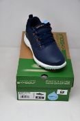 A pair of women's as new Skechers Go Golf Pro 2 shoes (UK 5.5).