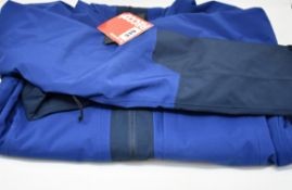 An as new Peak Performance Rider Ski insulated snowboard/ski jacket (M).
