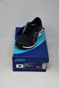 A pair of women's as new Asics Gel-Cumulus 22 trainers (UK 4).