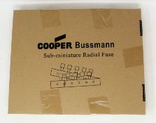 A box of 1000 as new Eaton Bussmann SR-5H-4A-AP T 4A 250VAC Sub-Miniature Radial Fuses (Box
