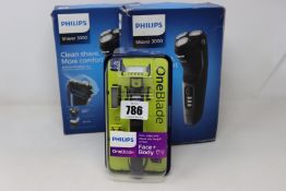 Two Phillips shavers series 3000 wet or dry 5D pivot heads (One box very distressed) and a
