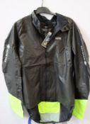 An as new Gore C5 Gore-Tex Sakedry 1985 Viz cycling jacket (EU L).