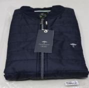 An as new Fynch-Hatton 1121 3001 685 navy padded sweatshirt (M - RRP £105).