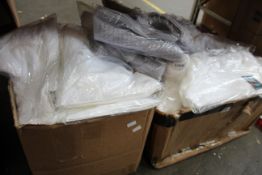 A quantity of Move towels in grey and white cotton (Approximately 40).