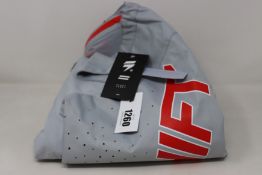 A pair of as new Shift 2021 Black Label King pants in grey/red (Size 32 - RRP £149).