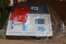 A Henry Schein Capsule Mixer CapII220-240V (9001170).