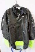 An as new Gore C5 Gore-Tex Sakedry 1985 Viz cycling jacket (EU M).
