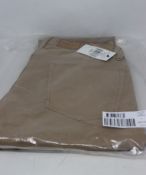 A pair of as new Ralph Lauren Prospect straight leg trousers (W30/L32).