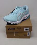A pair of women's as new Asics GT-1000 10 trainers (UK 4).
