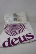 Fifteen as new Deus Ex Machina Solar heavyweight back print T-shirt in white (Assorted sizes -