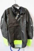 An as new Gore C5 Gore-Tex Sakedry 1985 Viz cycling jacket (EU XXL).