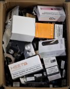 A box of assorted as new vaping items and e-liquids (Over 18's only).