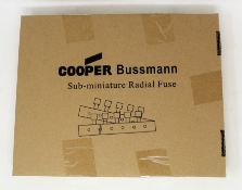 A box of 1000 as new Eaton Bussmann SR-5H-4A-AP T 4A 250VAC Sub-Miniature Radial Fuses (Box