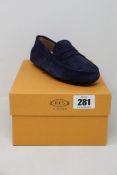 A pair of children's as new Tod's Junior loafers (EU 34).