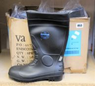 Six pairs of as new FW020 Safety Wellington Boots (UK 9).