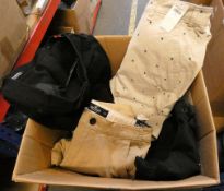 Seventeen pairs of assorted as new Hollister shorts (Assorted sizes).