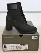 A pair of as new Timberland Allington 6 inch Lace Up boots (UK 6).