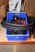 Twelve pairs of as new and lightly used 700c bicycle tyres to include Michelin, Giant, Schwalbe, etc