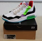 A pair of as new Nike Jordan MA 2 (UK 8.5).