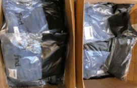 A quantity of assorted as new Find jeans, various sizes (Approximately 40 pairs).