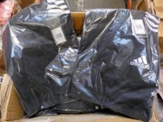 Twenty as new Adidas Essentials T-shirts (All M).