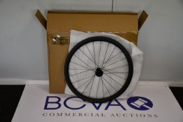 A pair of as new carbon fibre mid section (40mm) 700c bicycle wheels, unbranded 6 bolt, straight