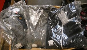 Eight as new Krondstadt Carlo tops (4 x M, 4 x L) and an Erik zip top (XL).