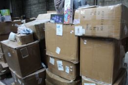 Two pallets of miscellaneous household related items to include Solar Deck Lights, cushion covers