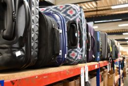 A quantity of pre-owned suitcases/holdalls.