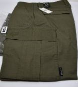 Nine pairs of as new Fox Racing Slambozo shorts 2.0 (1 x 30