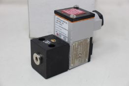 Four Festo solenoid valves (MGXIAH-3/2-0.8-24DC-EX, 535614).