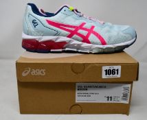 A pair of women's as new Gel-Quantum 360 6 trainers (UK 9).