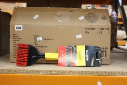 Twelve as new Char-Broil cool clean premium brushes.