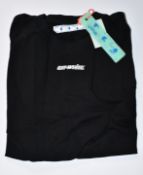 An as new Off White Maker Arrows T-shirt (L).