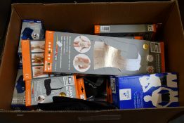 A large quantity of as new body support items to include two NeoG Dorsolumbar Support Braces, Open