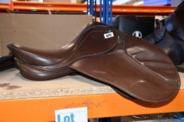 A pre-owned Tekna Club horse saddle.