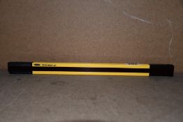 A Banner EZ-Screen LP (SLPE25-410).