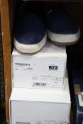 A pair of men's boxed as new Mulo dark blue linen Espadrilles (UK 6) and a pair of men's boxed as