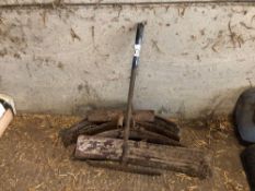 Quantity of used scrapers