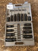 Quantity of Halfords screw drivers