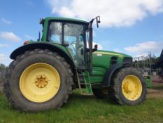 John Deere 6930