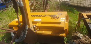 2009 Mconnell 7m hedge cutter